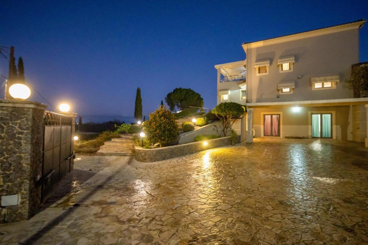 Villa Sorellina Гувия Екстериор снимка